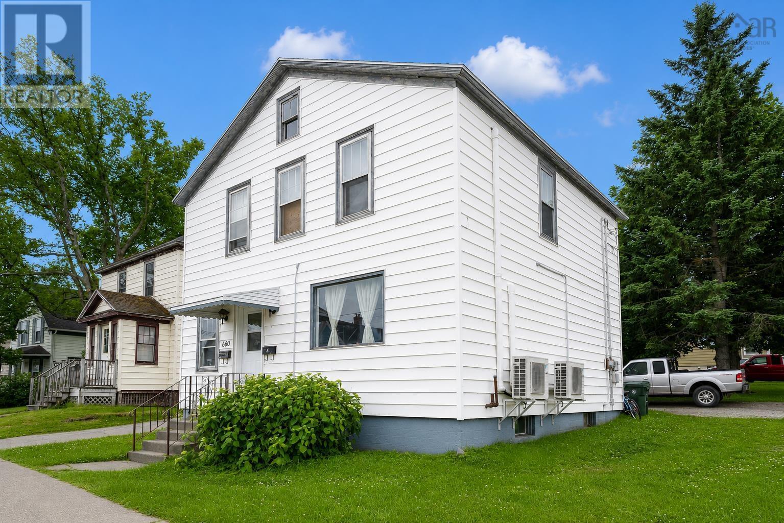 660 Upper Prince Street, Sydney, Nova Scotia  B1P 5N1 - Photo 3 - 202620277