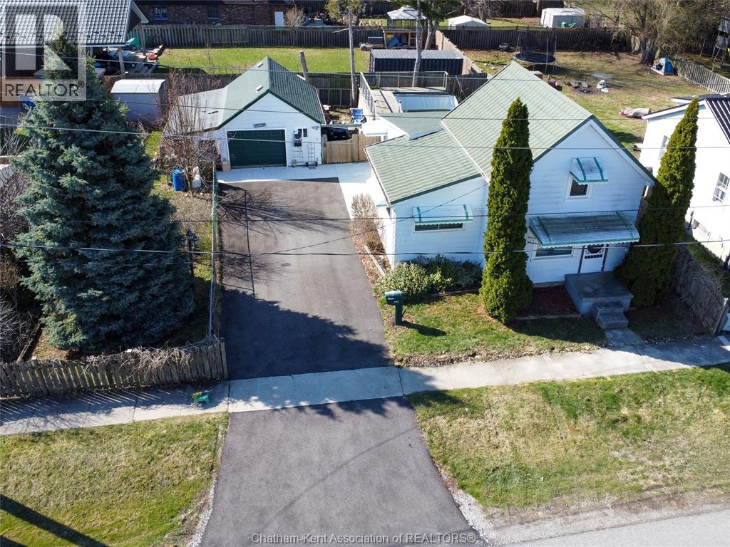 MLS# 26015771: 145 JEANNE STREET, Wallaceburg, Canada