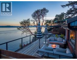 7918 SWANSON VIEW DRIVE, Pender Island, British Columbia