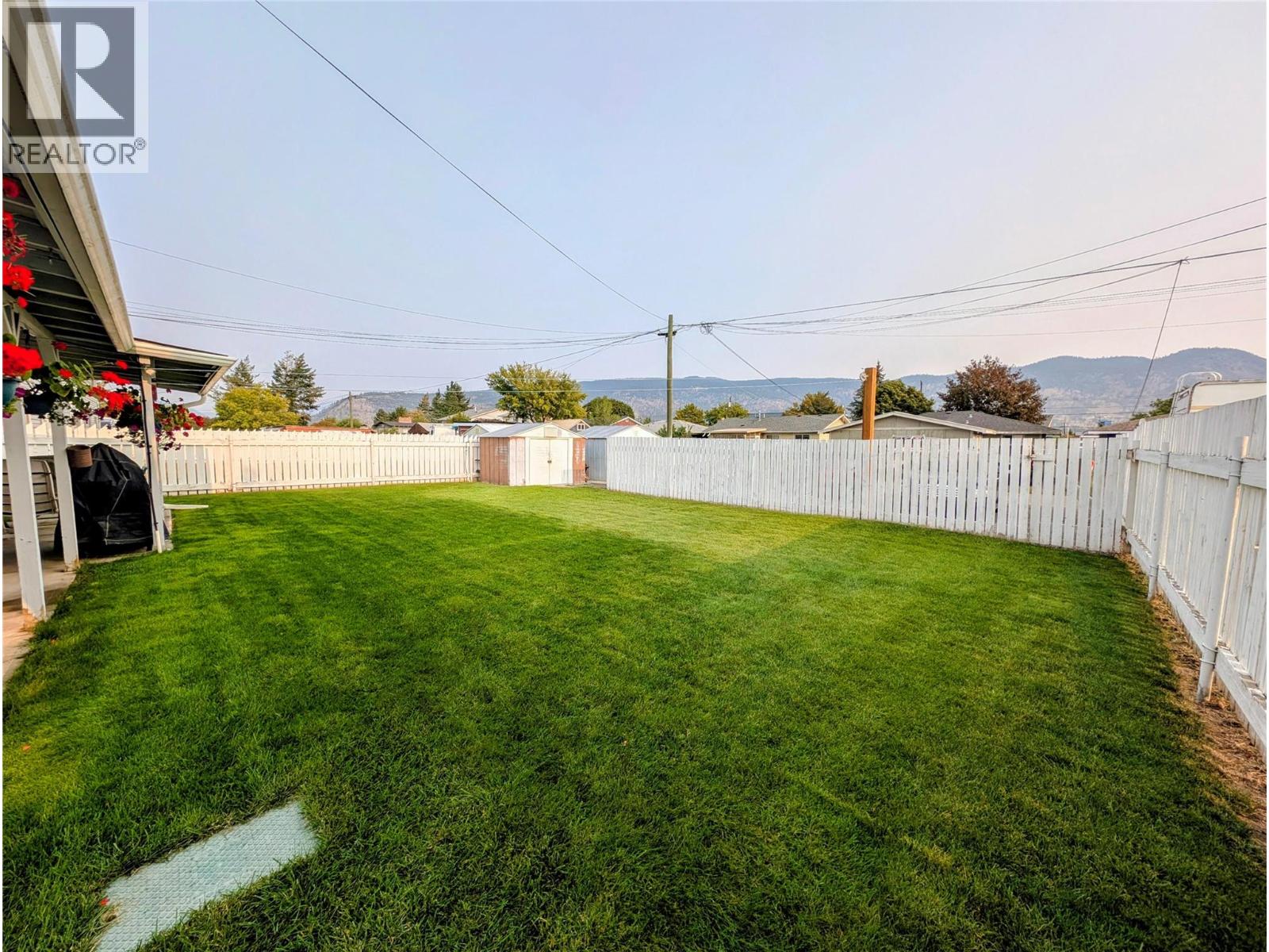 2551 Jackson Avenue, Merritt, British Columbia  V1K 1B8 - Photo 7 - 10392144