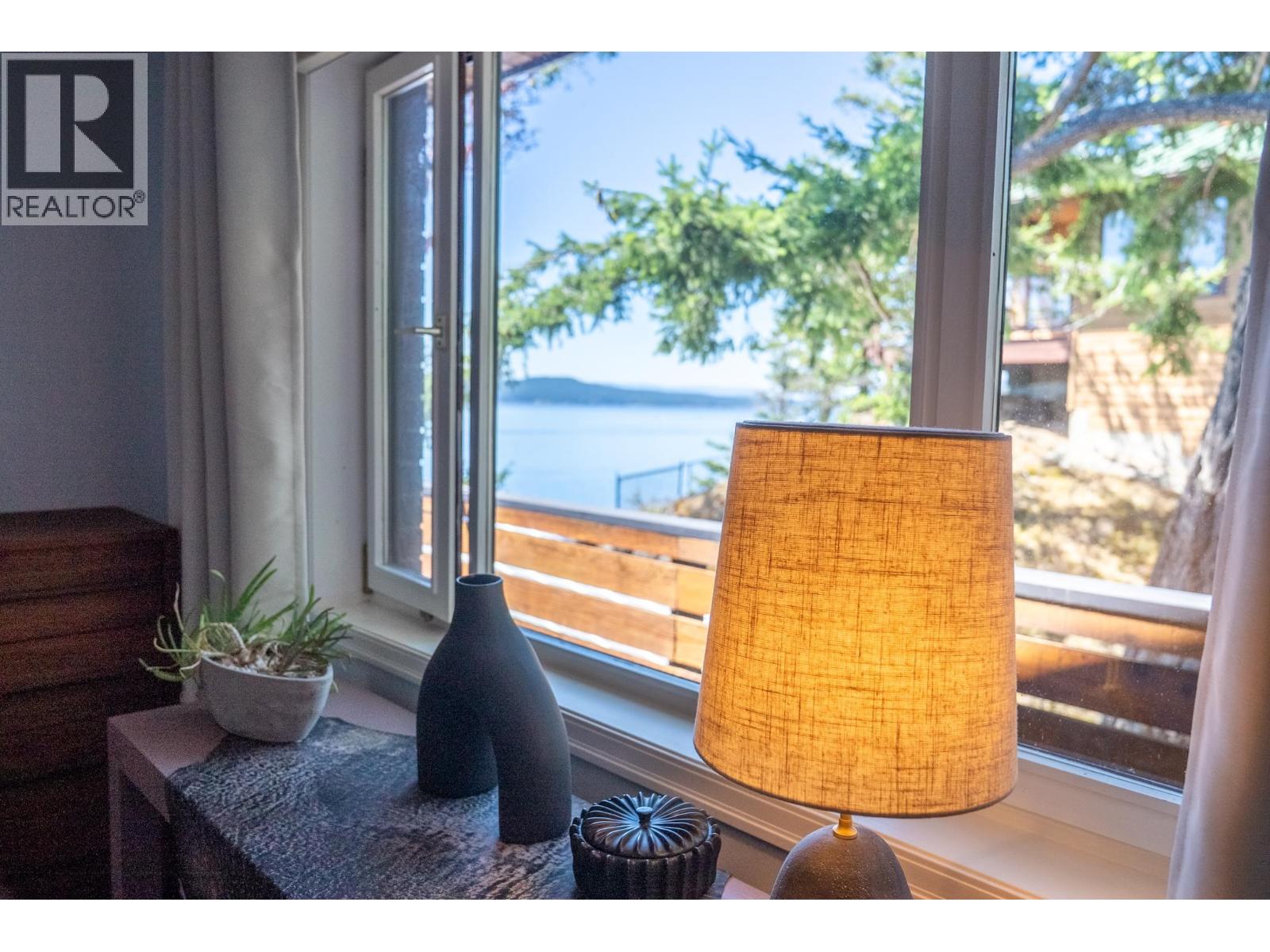 7918 Swanson View Drive, Pender Island, British Columbia  V0N 2M2 - Photo 24 - R3153681