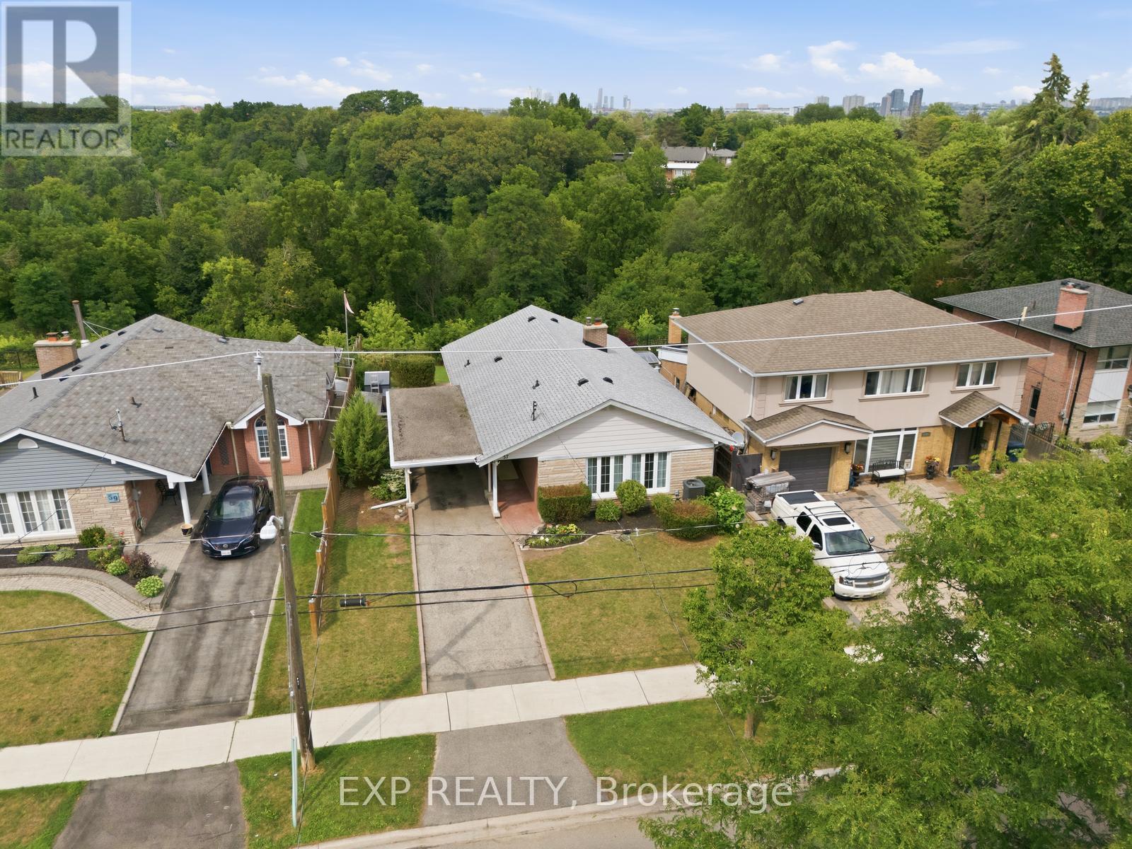 57 Riverhead Drive, Toronto, Ontario  M9W 4G3 - Photo 2 - W13670334