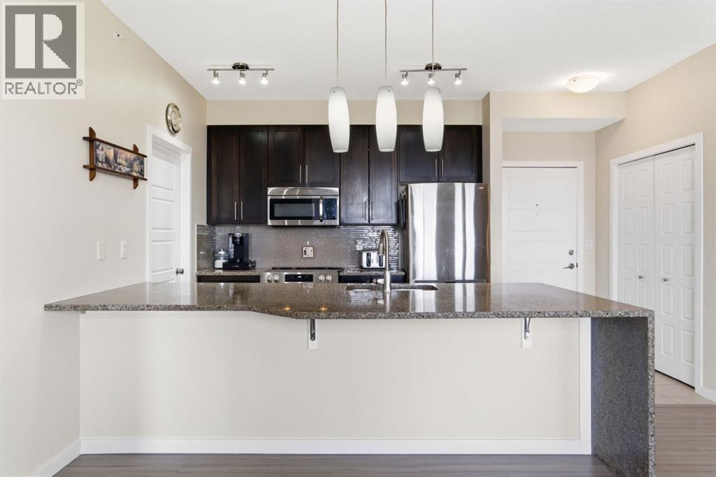 408, 207 Sunset Drive, Cochrane, Alberta  T4C 0H8 - Photo 6 - A2314024