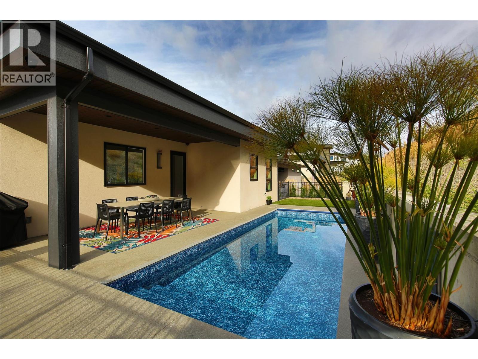9839 Beacon Hill Crescent, Lake Country, British Columbia