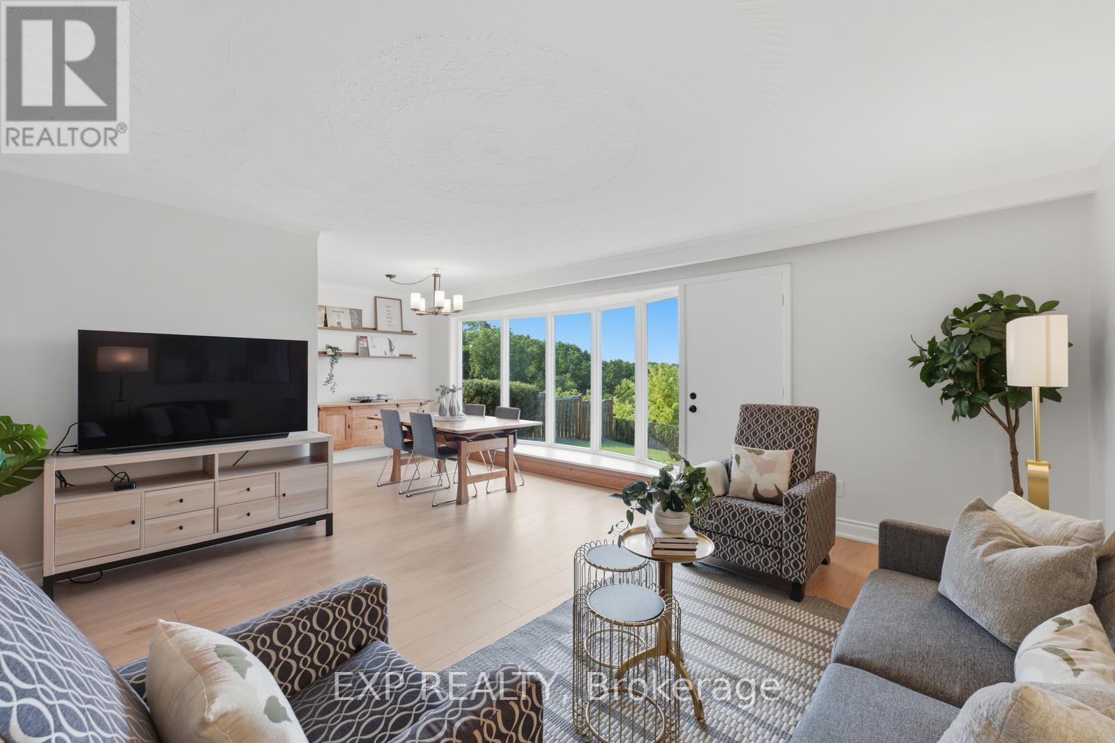 57 Riverhead Drive, Toronto, Ontario  M9W 4G3 - Photo 7 - W13670334