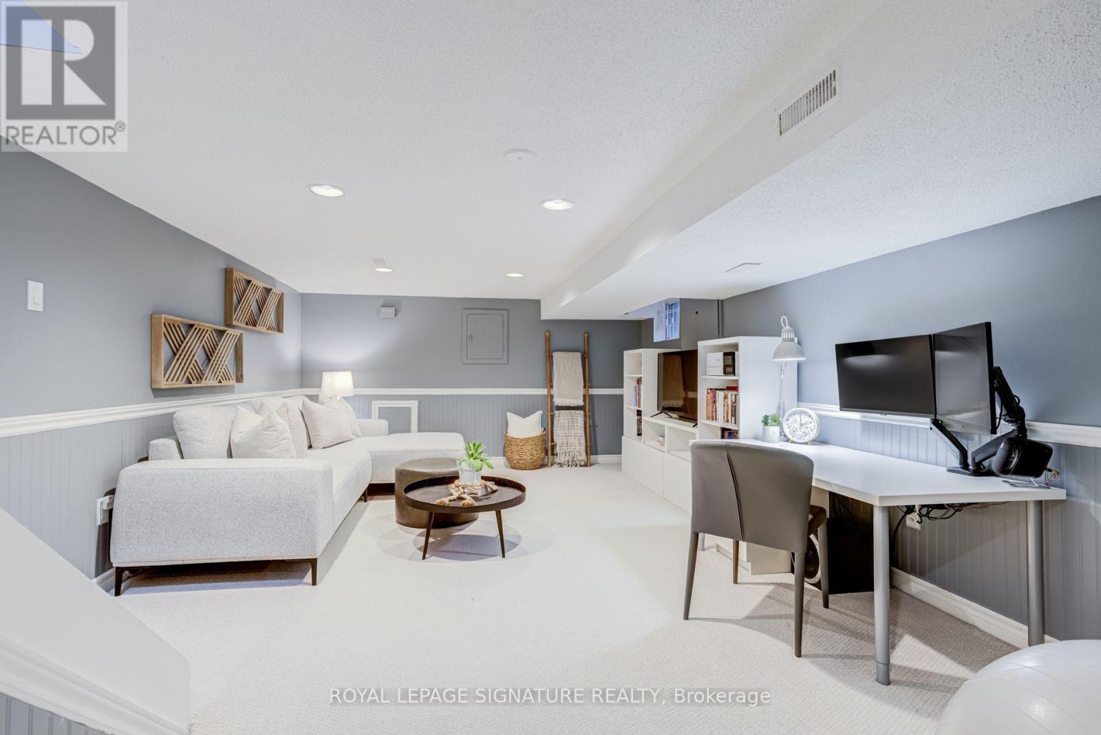 222 Queensdale Avenue, Toronto, Ontario M4C 2B2 - Photo 32 - E13670658