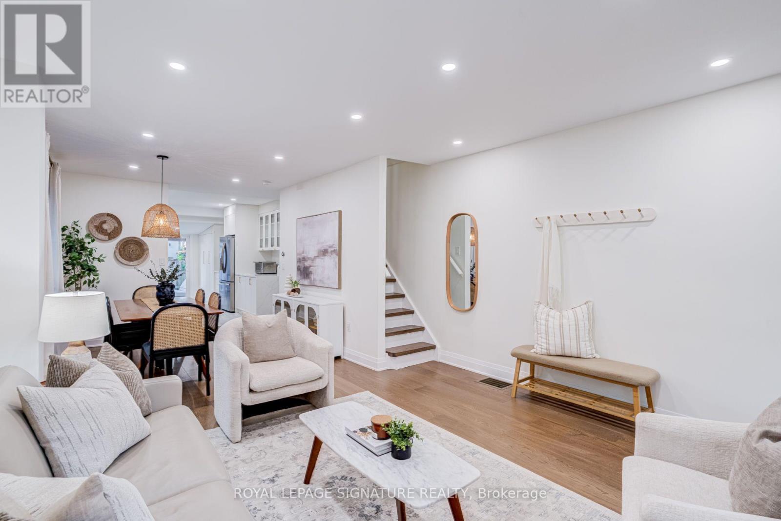 222 Queensdale Avenue, Toronto, Ontario M4C 2B2 - Photo 6 - E13670658
