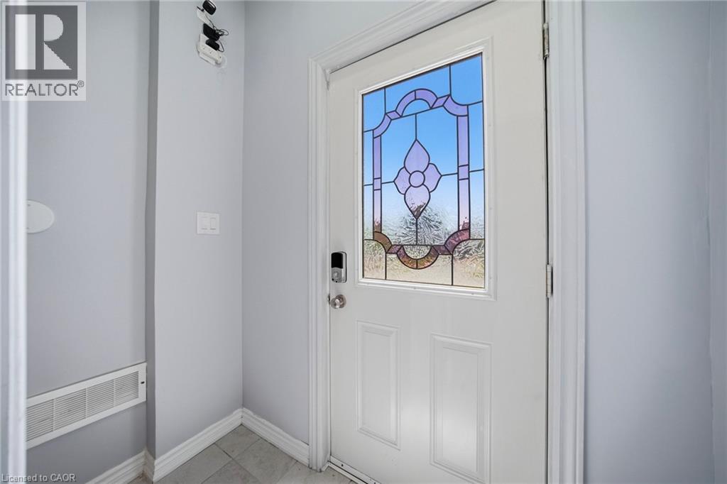 146 Bankside Drive Unit# Upper, Kitchener, Ontario  N2N 3E4 - Photo 3 - 40846635