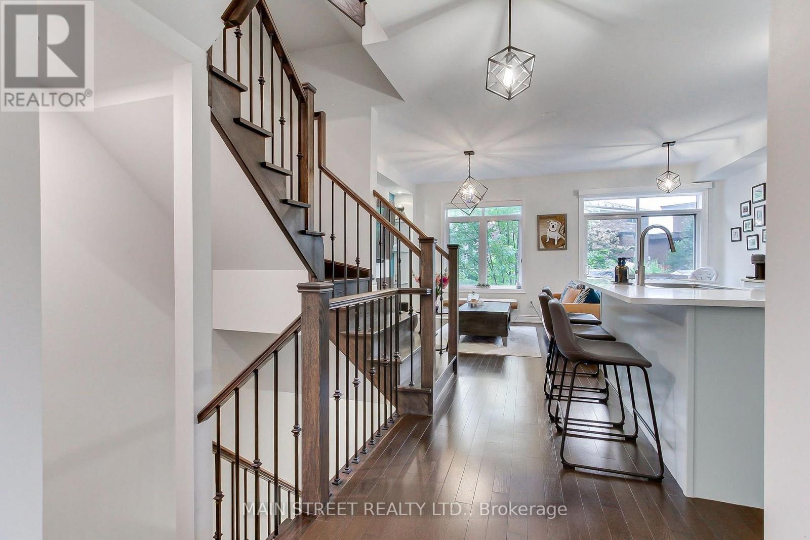 26 Queen Mary Court W, Vaughan, Ontario L4L 0H9 - Photo 10 - N13670678