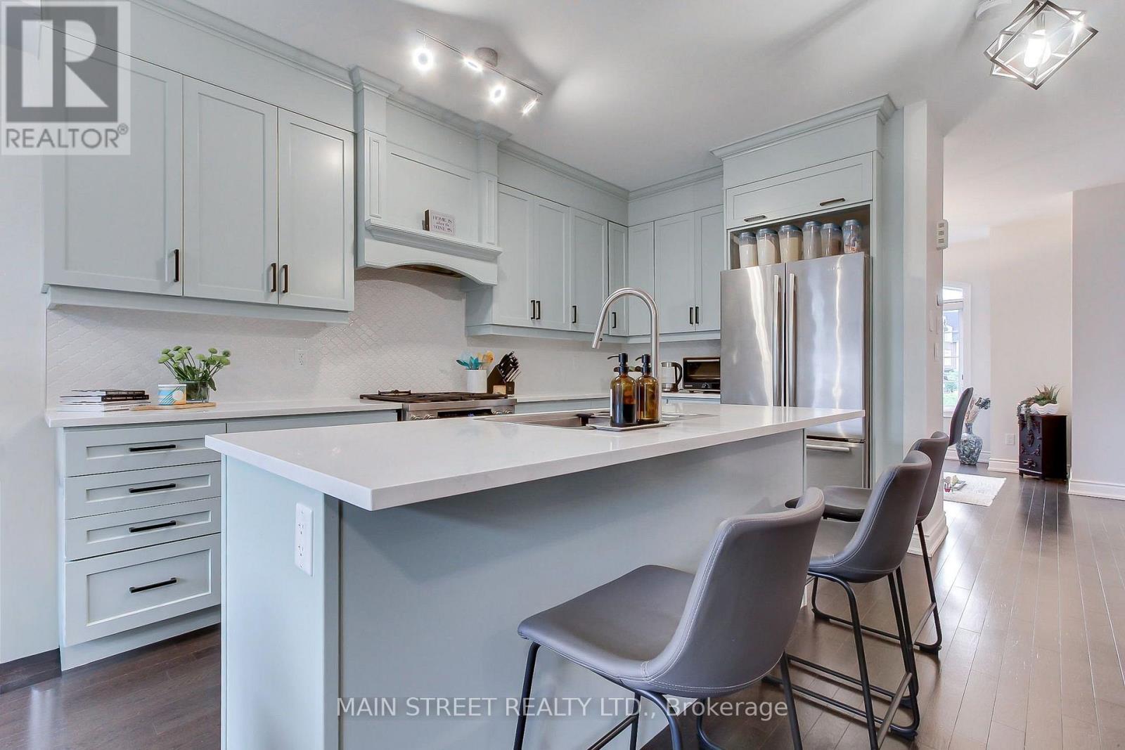 26 Queen Mary Court W, Vaughan, Ontario L4L 0H9 - Photo 11 - N13670678