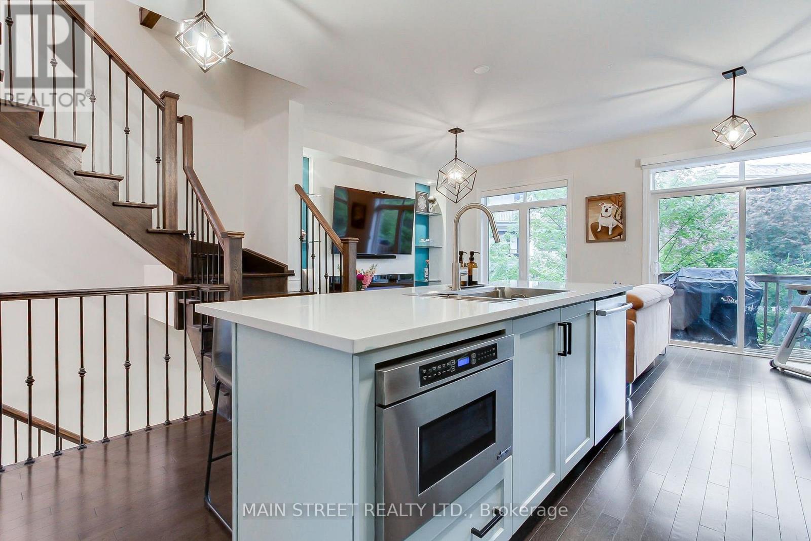 26 Queen Mary Court W, Vaughan, Ontario L4L 0H9 - Photo 13 - N13670678