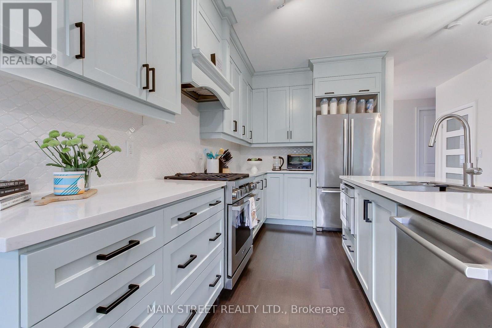 26 Queen Mary Court W, Vaughan, Ontario L4L 0H9 - Photo 16 - N13670678