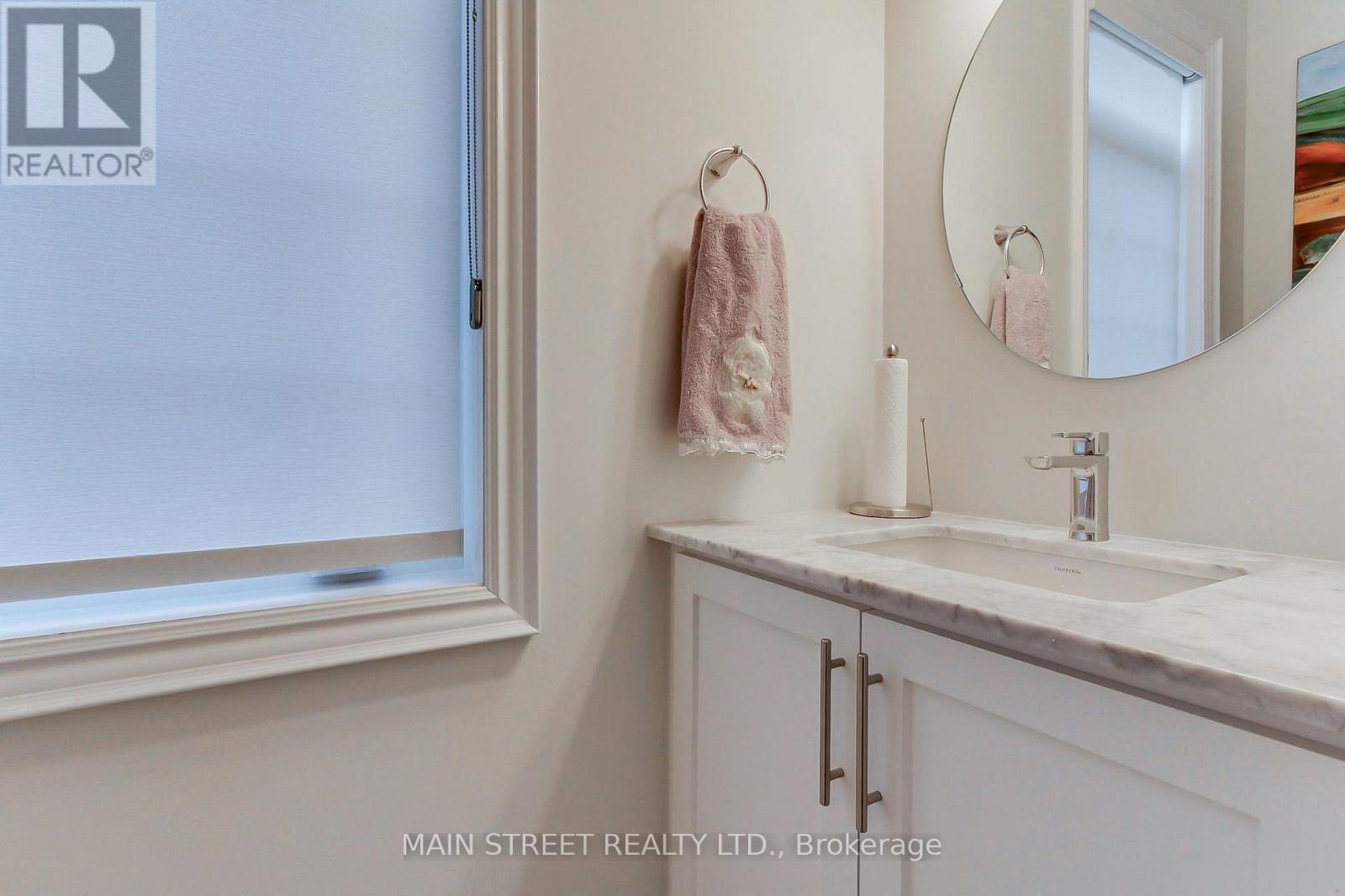 26 Queen Mary Court W, Vaughan, Ontario L4L 0H9 - Photo 24 - N13670678