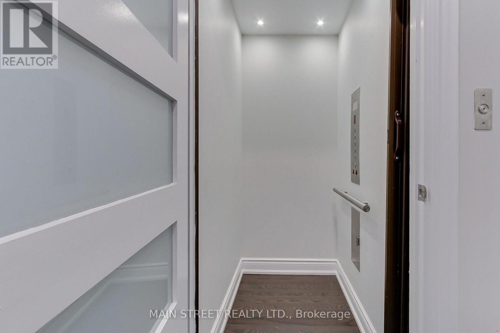 26 Queen Mary Court W, Vaughan, Ontario L4L 0H9 - Photo 27 - N13670678