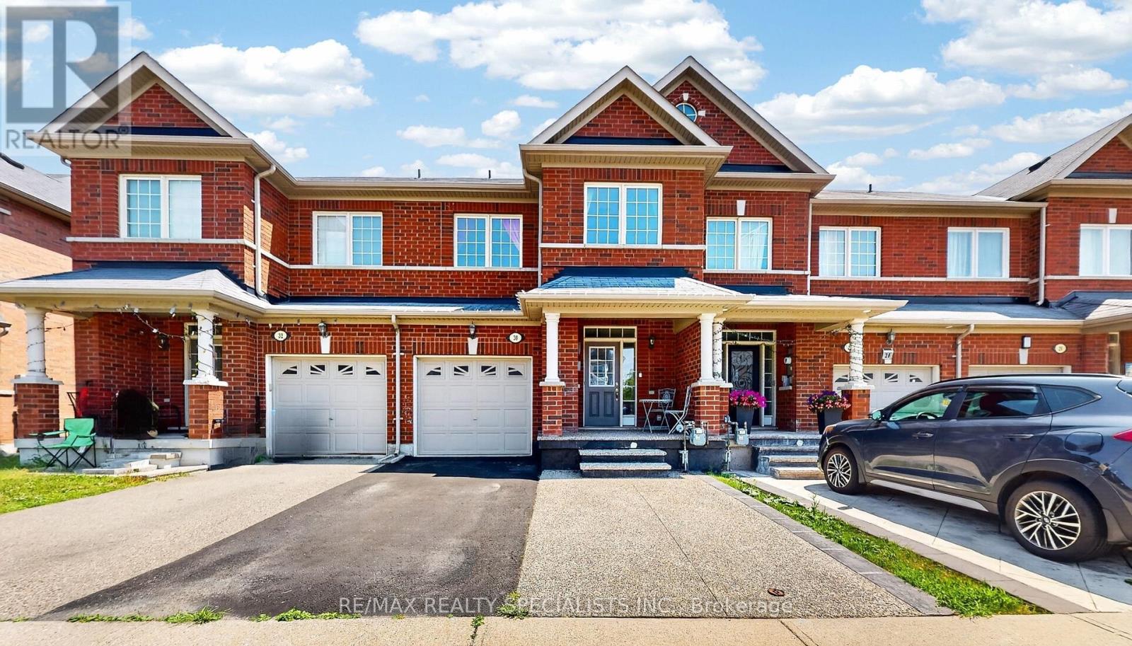 30 PENDULUM CIRCLE, Brampton, Ontario