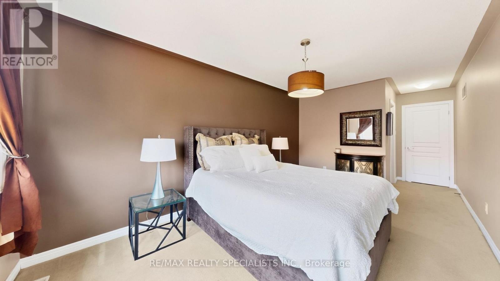 30 Pendulum Circle, Brampton, Ontario  L6R 3N6 - Photo 7 - W13670538