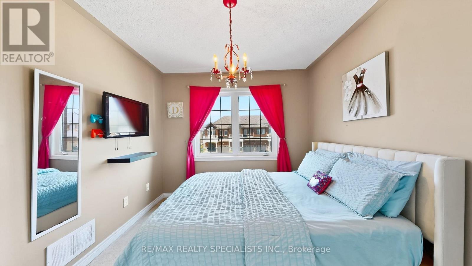 30 Pendulum Circle, Brampton, Ontario  L6R 3N6 - Photo 9 - W13670538