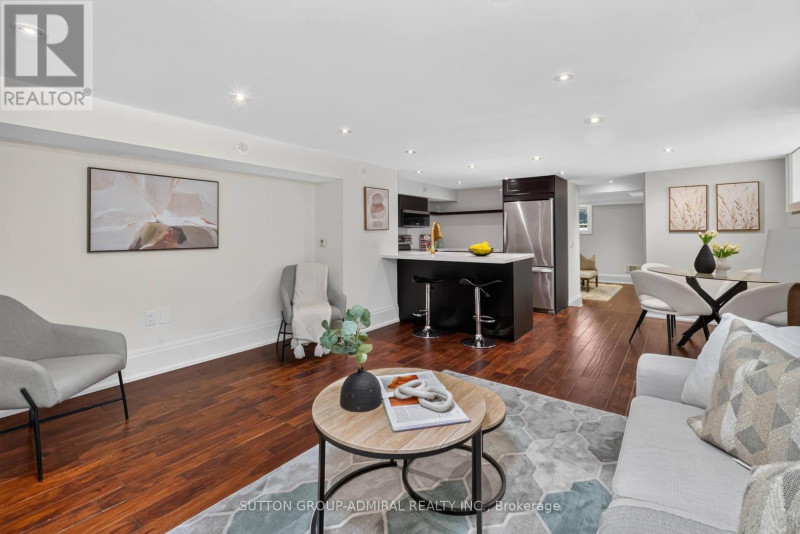 63 Westbury Crescent, Toronto, Ontario  M6M 1M3 - Photo 27 - W13670572