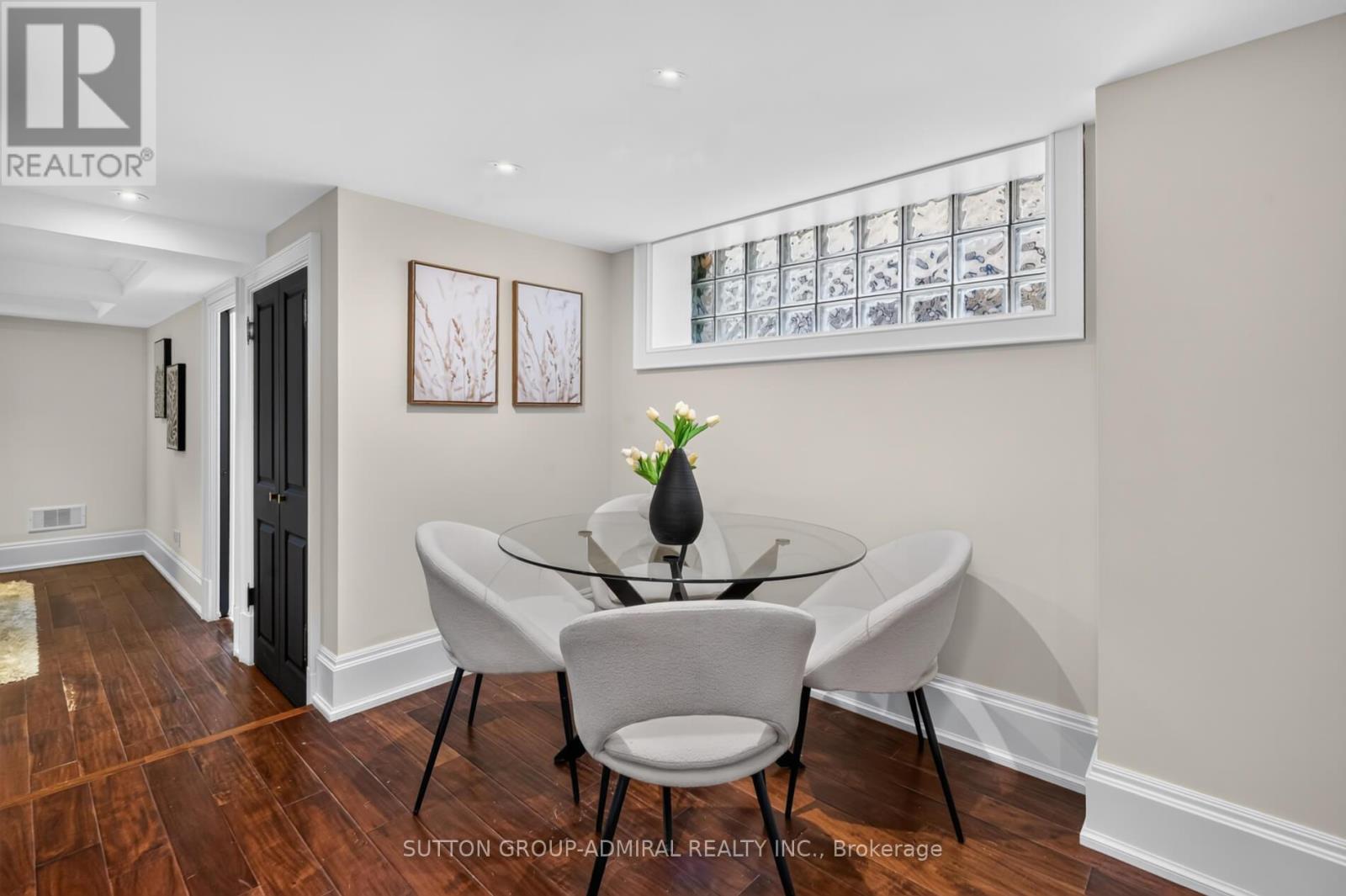 63 Westbury Crescent, Toronto, Ontario  M6M 1M3 - Photo 30 - W13670572