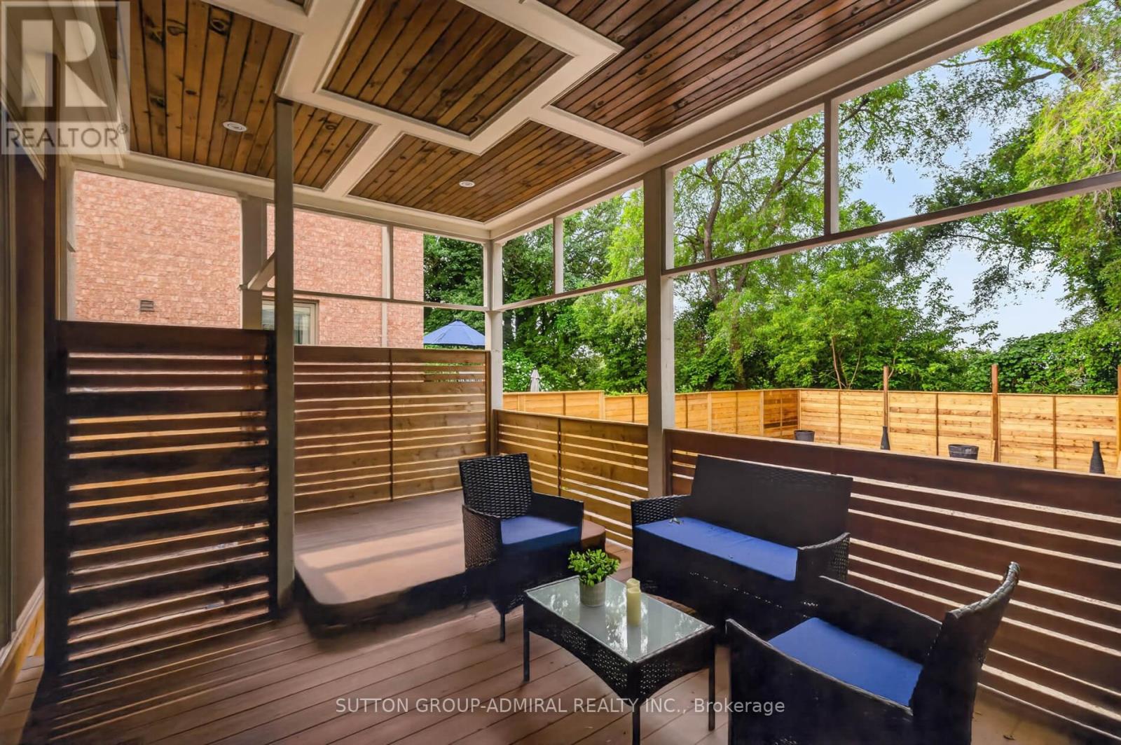 63 Westbury Crescent, Toronto, Ontario  M6M 1M3 - Photo 36 - W13670572