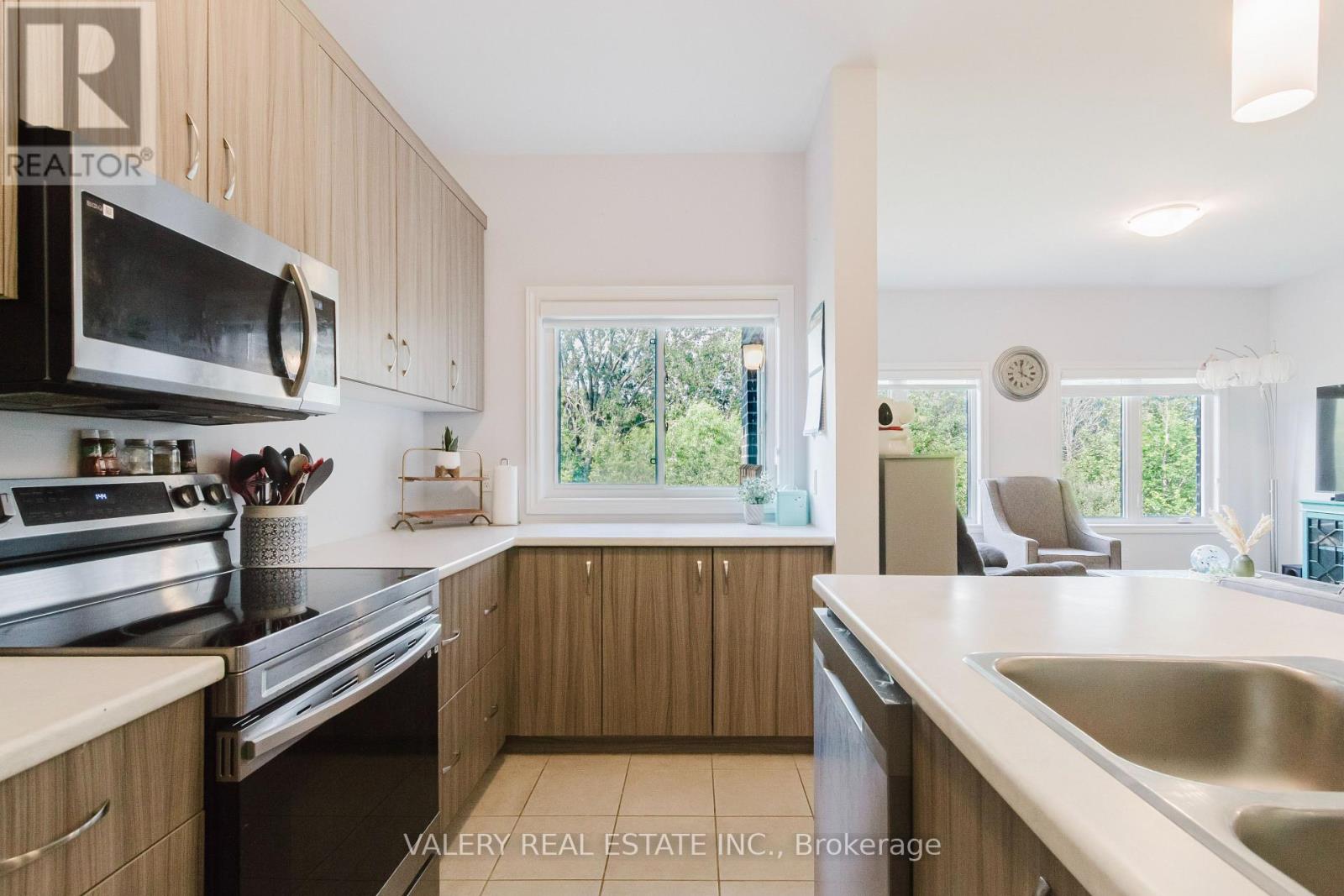 133 Caroline Street, Welland, Ontario L3B 0J9 - Photo 2 - X13670522