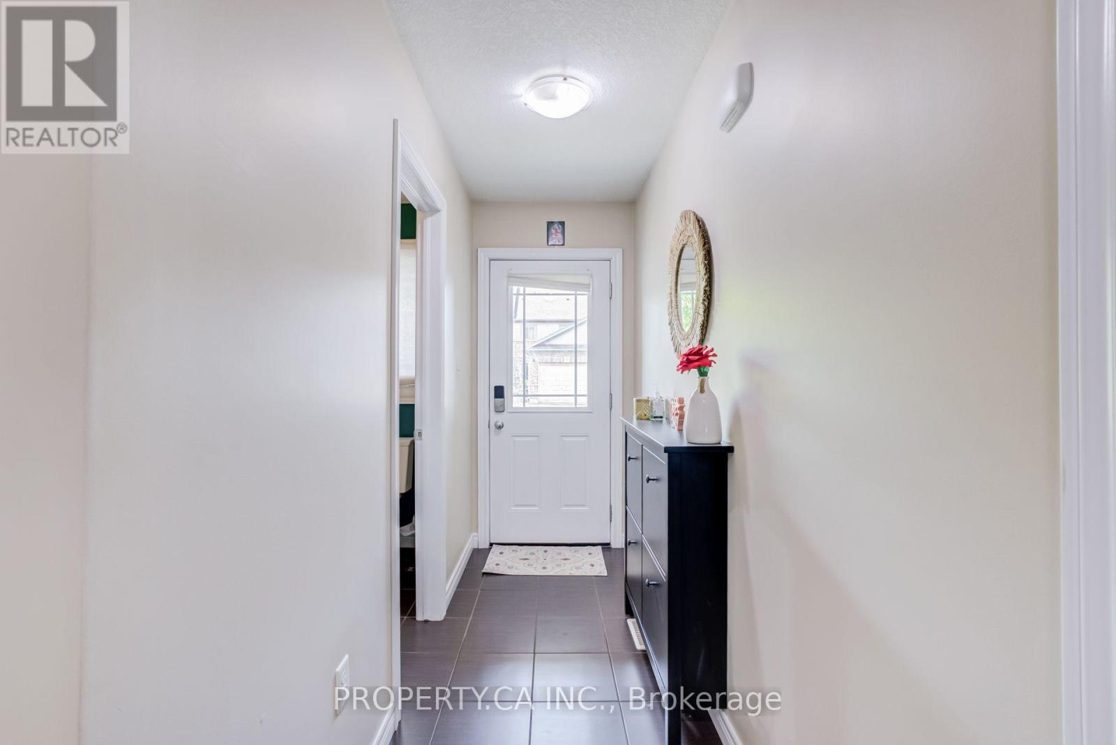 2 - 14 Amos Drive, Guelph, Ontario N1L 0M2 - Photo 5 - X13670632