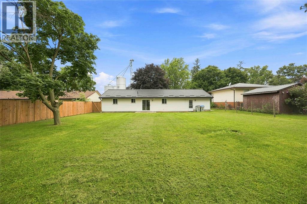 3278 Morrell Street, Brooke-Alvinston, Ontario  N0N 1A0 - Photo 30 - 26017445