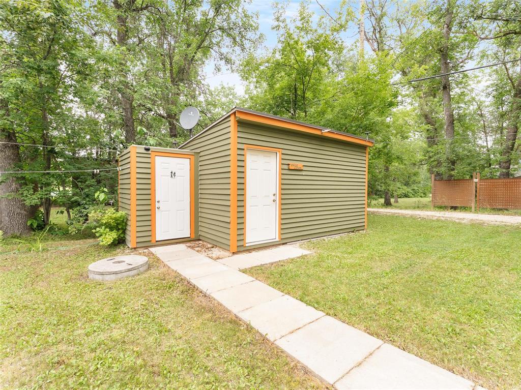 20106 First (Pr 519) Avenue, Gimli Rm, Manitoba  R0C 2W0 - Photo 14 - 202620252