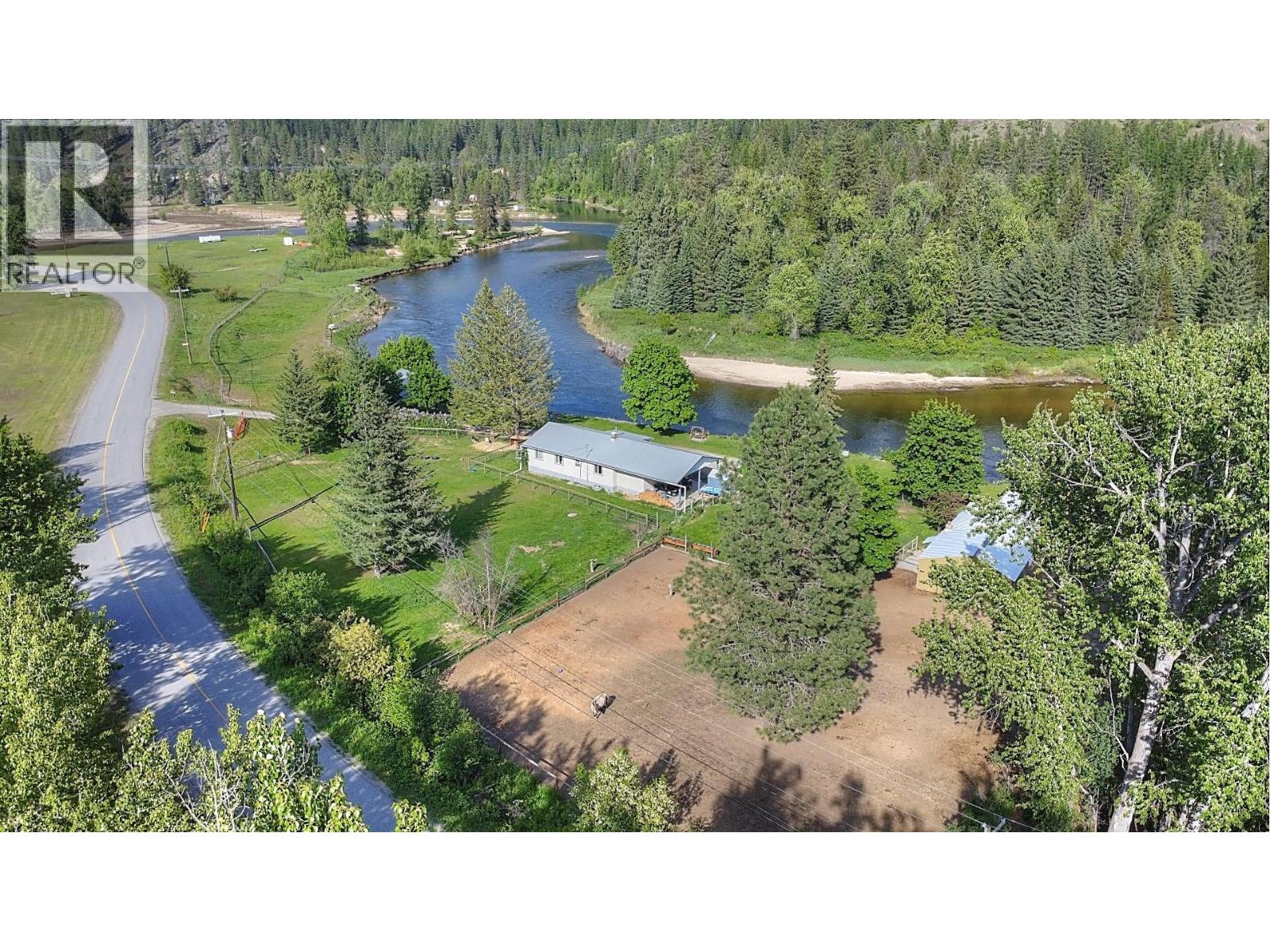 10000 North Fork Road, Grand Forks, British Columbia  V0H 1H8 - Photo 2 - 10392929