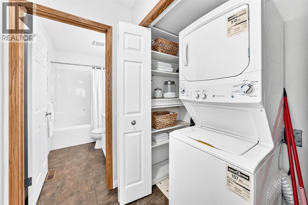 157 Hawkstone Manor NW, Calgary, Alberta  T3G 3X2 - Photo 26 - A2294301