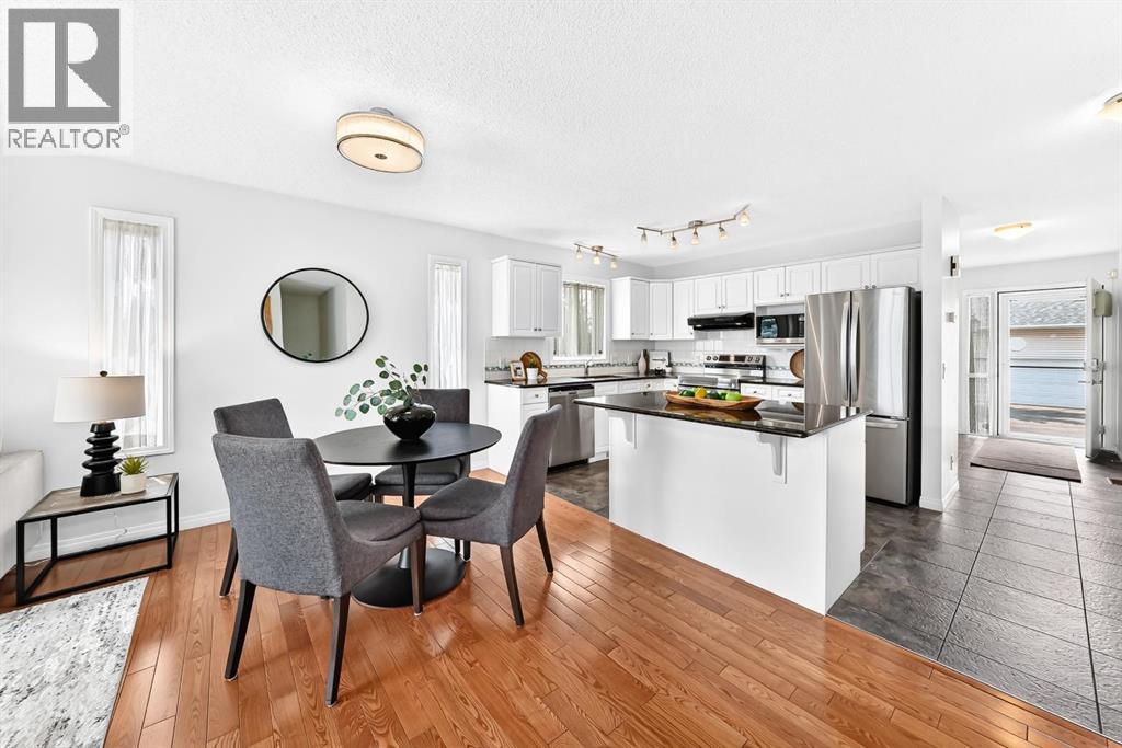 157 Hawkstone Manor NW, Calgary, Alberta  T3G 3X2 - Photo 10 - A2294301
