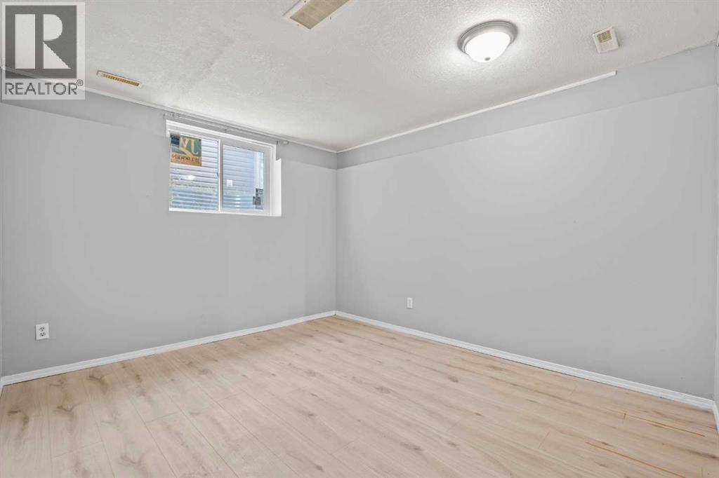 187 Martinvalley Crescent NE, Calgary, Alberta  T3J 4L6 - Photo 38 - A2336606