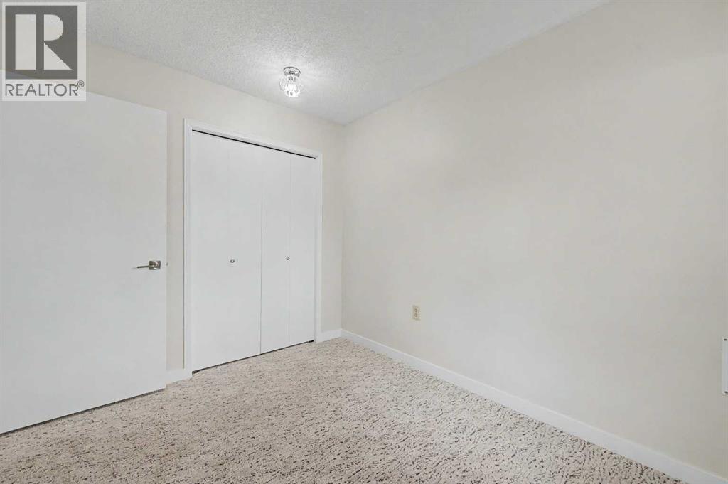 2640 Dovely Court SE, Calgary, Alberta  T2B 3G6 - Photo 21 - A2336834
