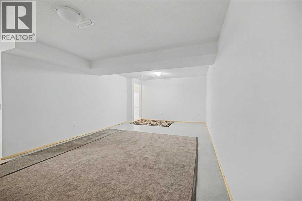 2640 Dovely Court SE, Calgary, Alberta  T2B 3G6 - Photo 32 - A2336834