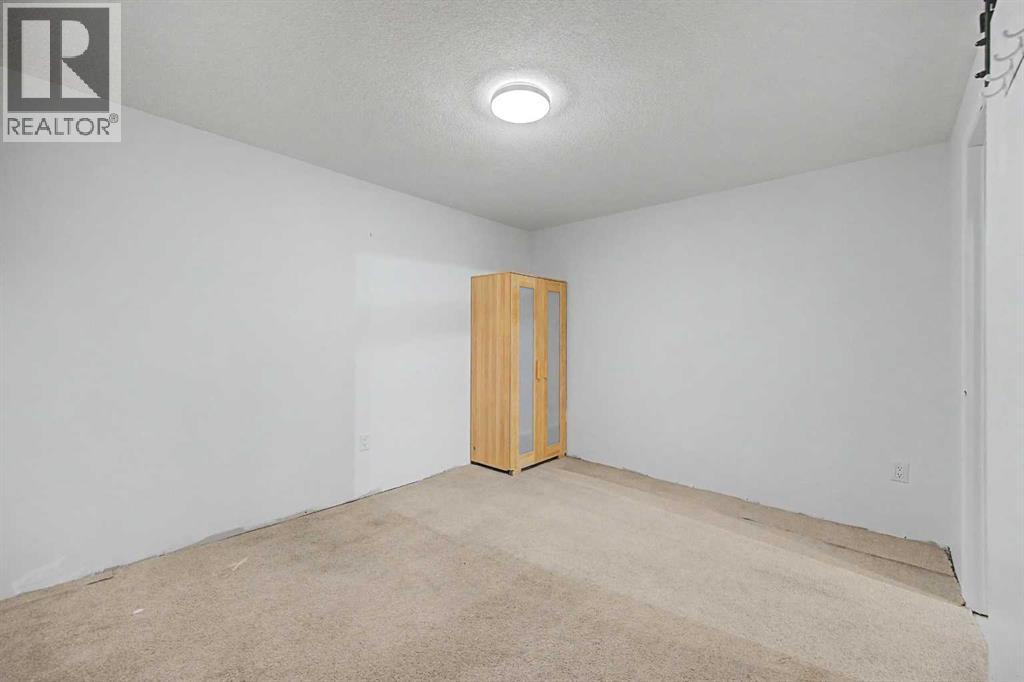 2640 Dovely Court SE, Calgary, Alberta  T2B 3G6 - Photo 34 - A2336834