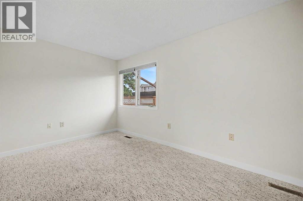 2640 Dovely Court SE, Calgary, Alberta  T2B 3G6 - Photo 18 - A2336834