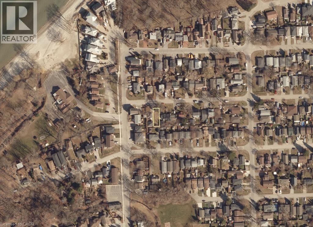4 Grandview Drive, St. Catharines, Ontario  L2M 1A8 - Photo 2 - 40855353