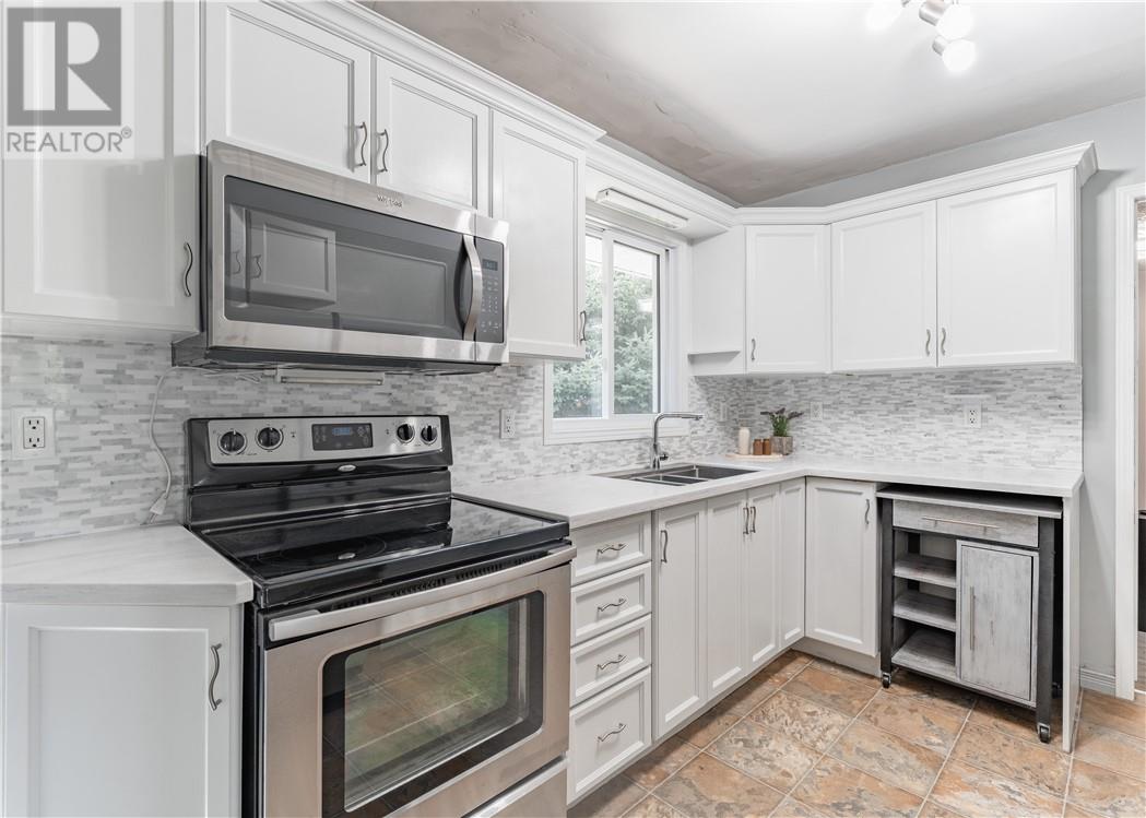 3663 Mark Street, Val Caron, Ontario  P3N 1H5 - Photo 10 - 2129689