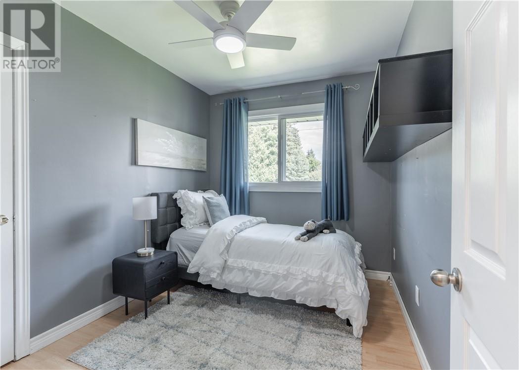 3663 Mark Street, Val Caron, Ontario  P3N 1H5 - Photo 11 - 2129689
