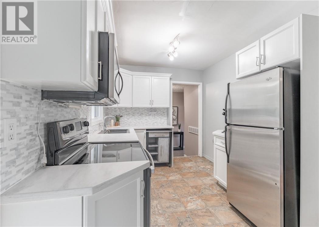 3663 Mark Street, Val Caron, Ontario  P3N 1H5 - Photo 9 - 2129689