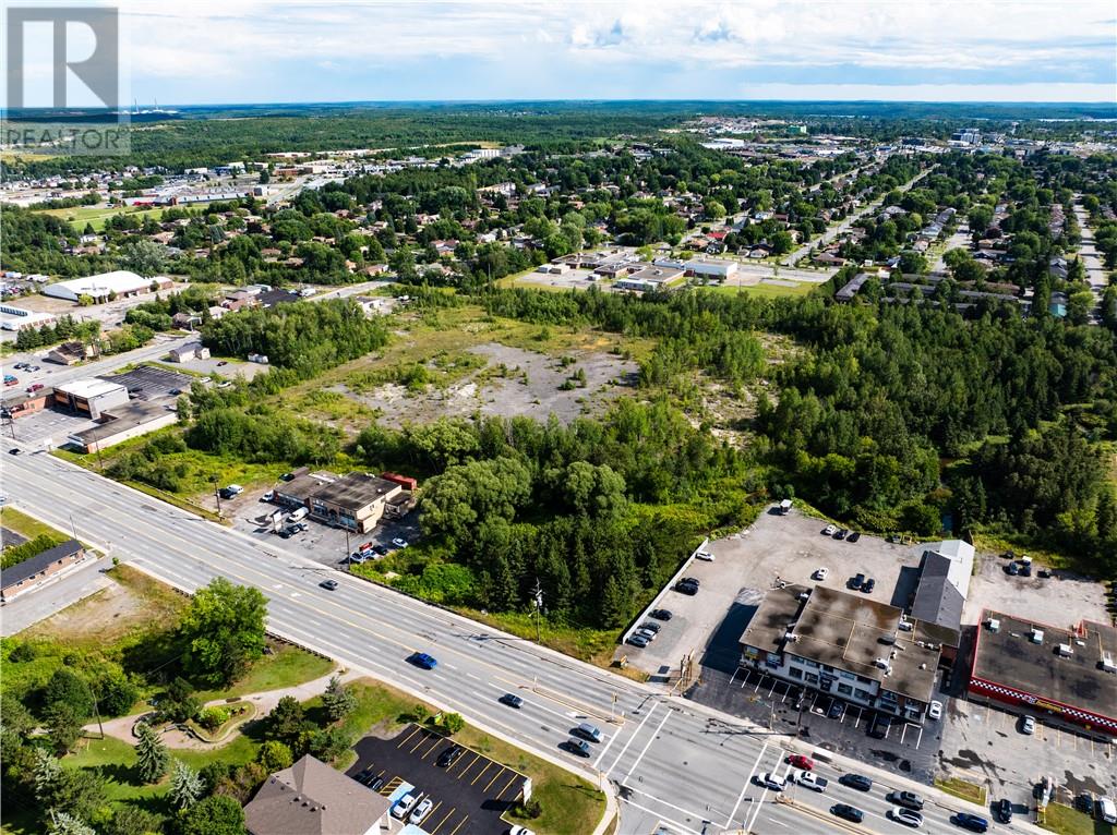 1725 Lasalle Boulevard, Sudbury, Ontario  P3A 1Z8 - Photo 2 - 2129724