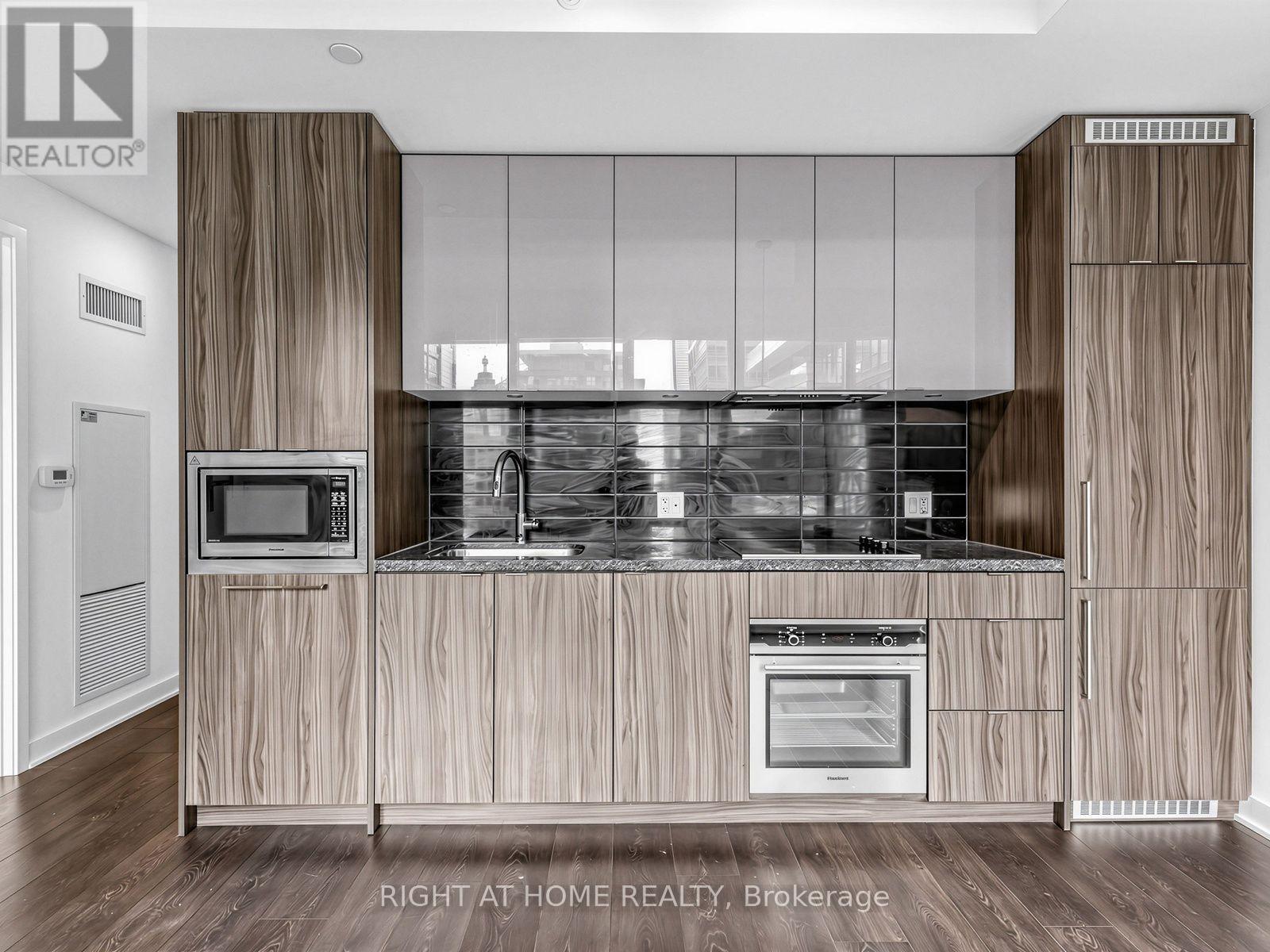 3215 - 115 Blue Jays Way, Toronto, Ontario M5V 0N4 - Photo 10 - C13669258