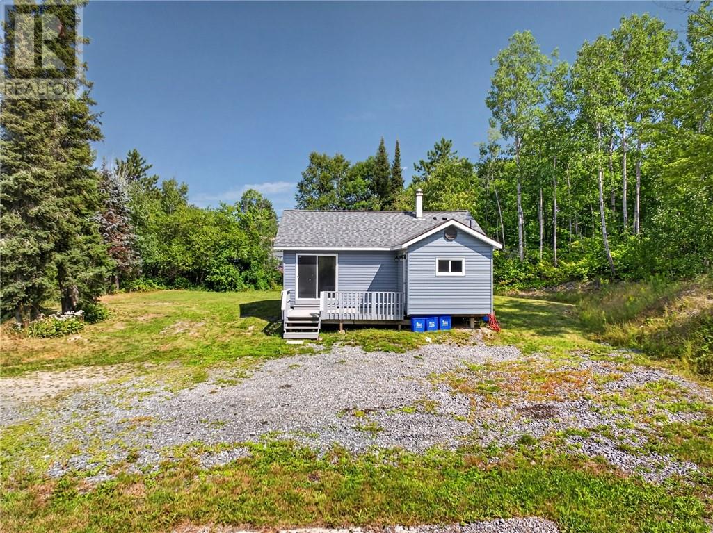 40 Karla Road, Whitefish, Ontario  P0M 3E0 - Photo 2 - 2129788
