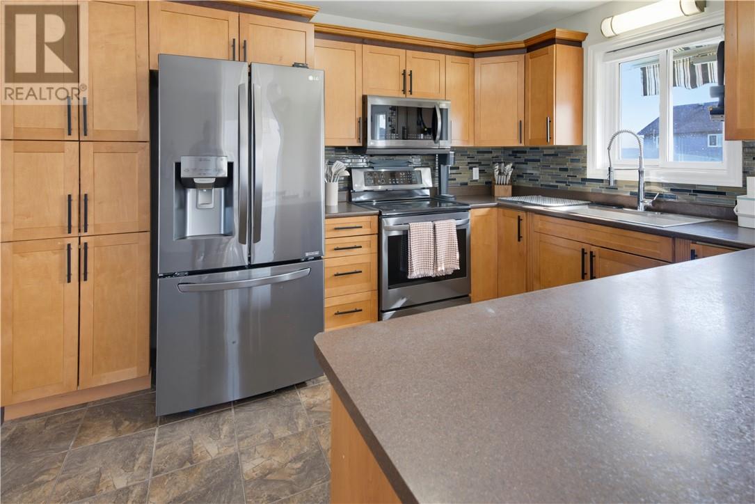 153 Racicot Drive, Garson, Ontario  P3L 1L1 - Photo 3 - 2129784