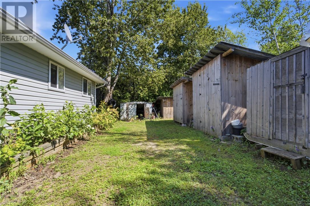 39 Draper Street W, Little Current, Ontario  P0P 1K0 - Photo 21 - 2129779