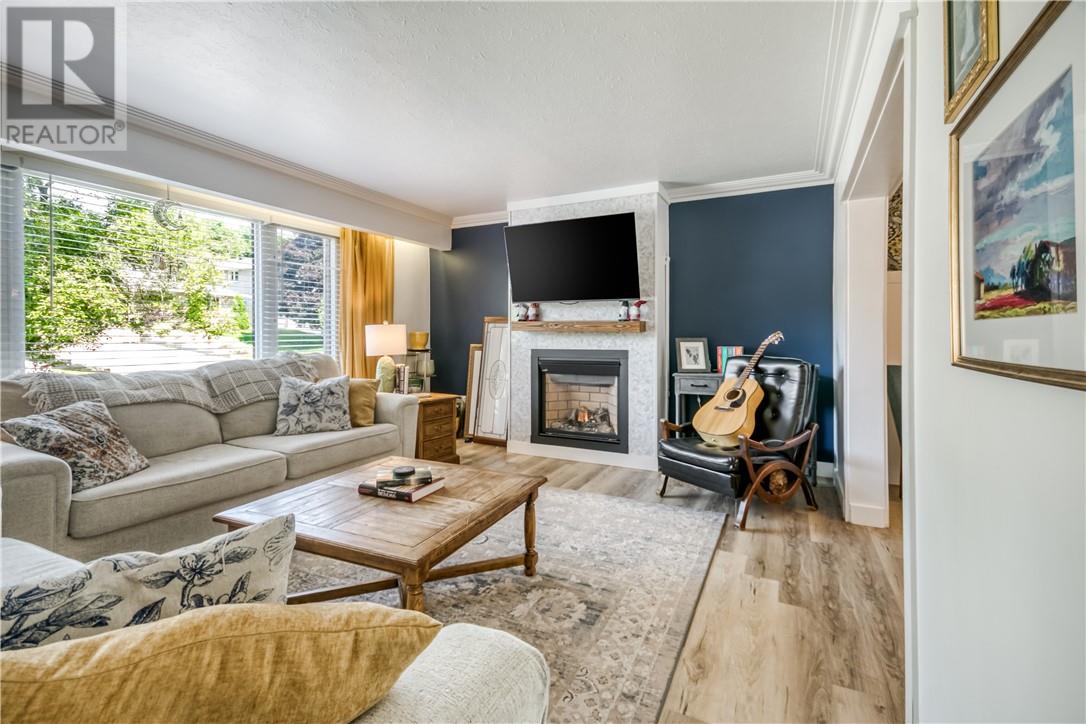 83 Lakeview Drive, Sudbury, Ontario  P3E 2B7 - Photo 5 - 2129776