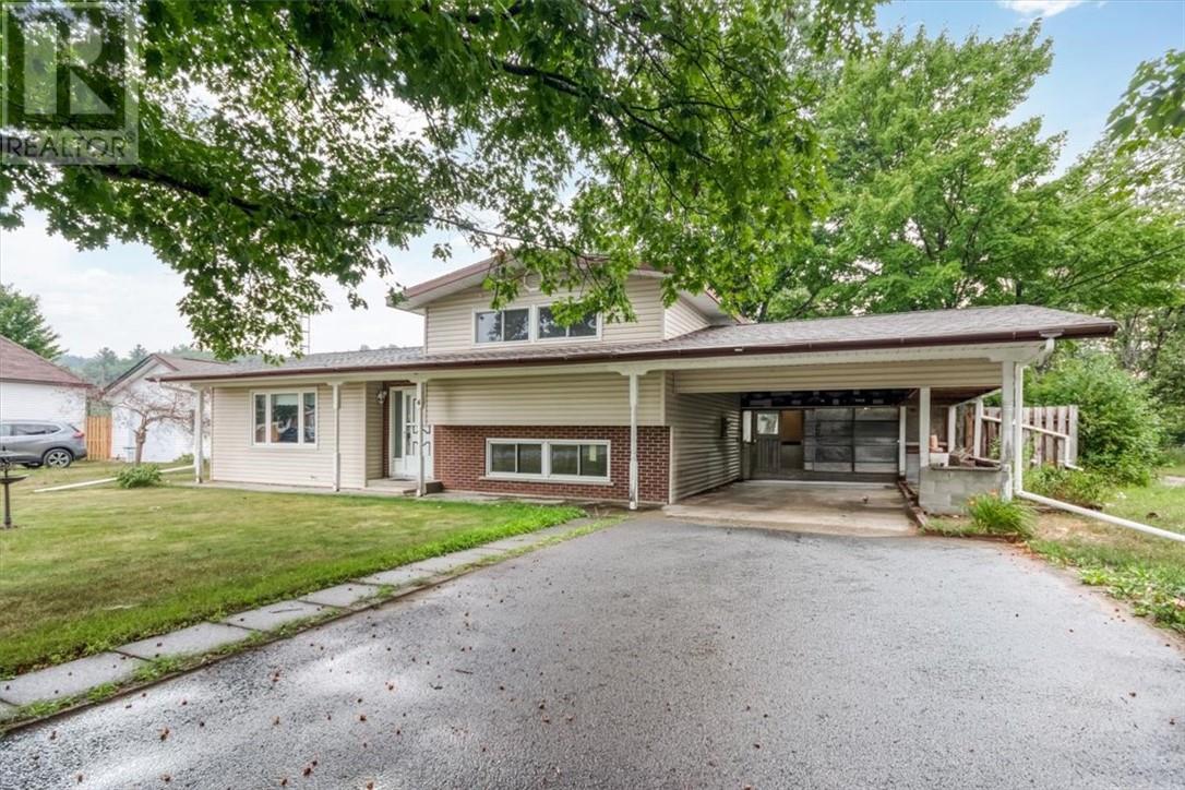 4 George, Webbwood, Ontario