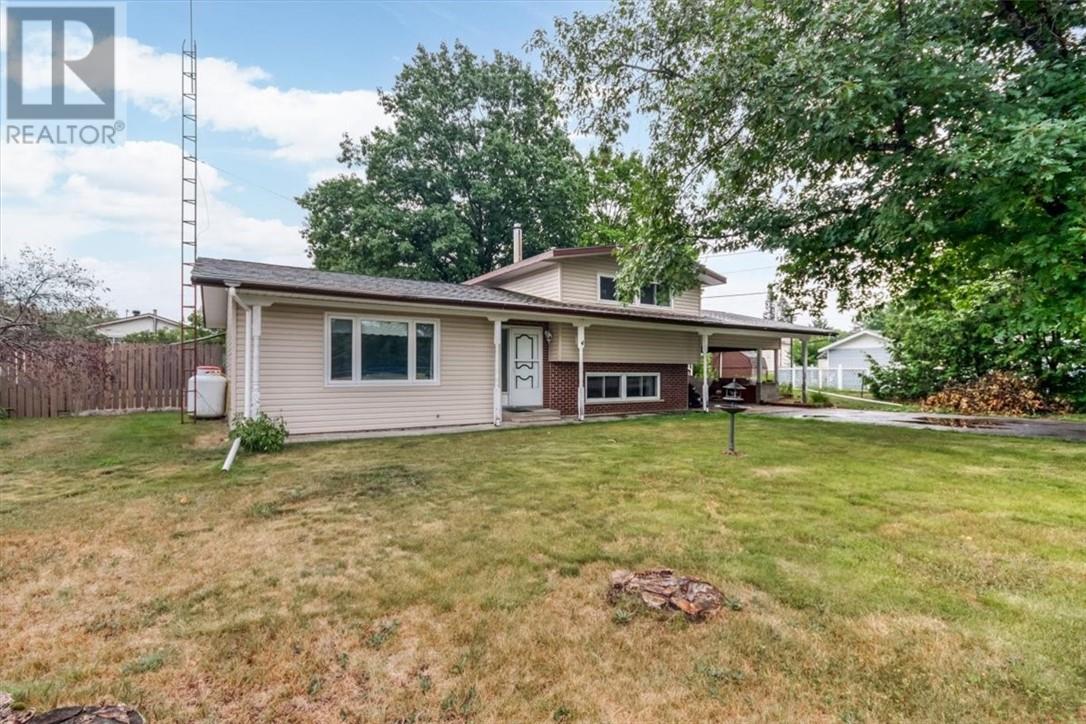 4 George, Webbwood, Ontario  P0P 2G0 - Photo 3 - 2129754