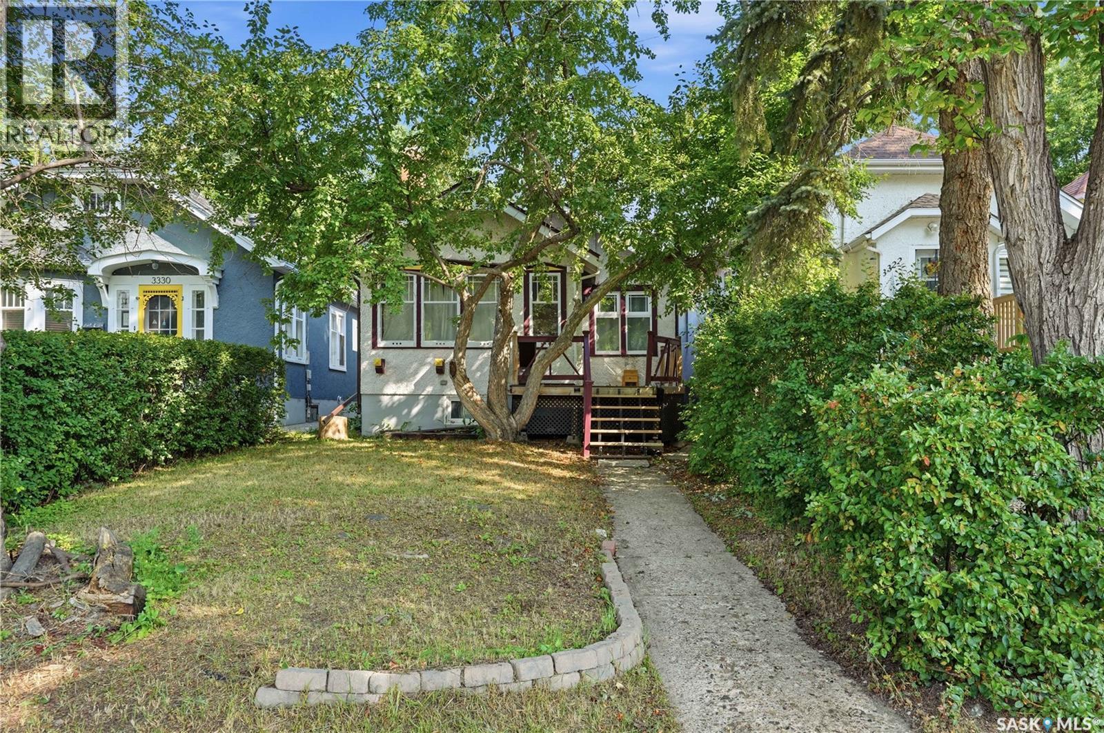3324 College Avenue, Regina, Saskatchewan  S4T 1W2 - Photo 1 - SK045374
