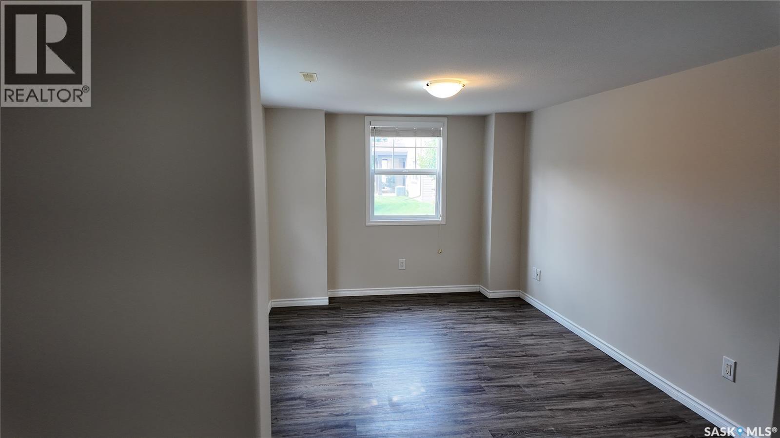 572 150 Langlois Way, Saskatoon, Saskatchewan  S7T 0L3 - Photo 4 - SK045023